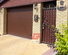 Секционные ворота DoorHan